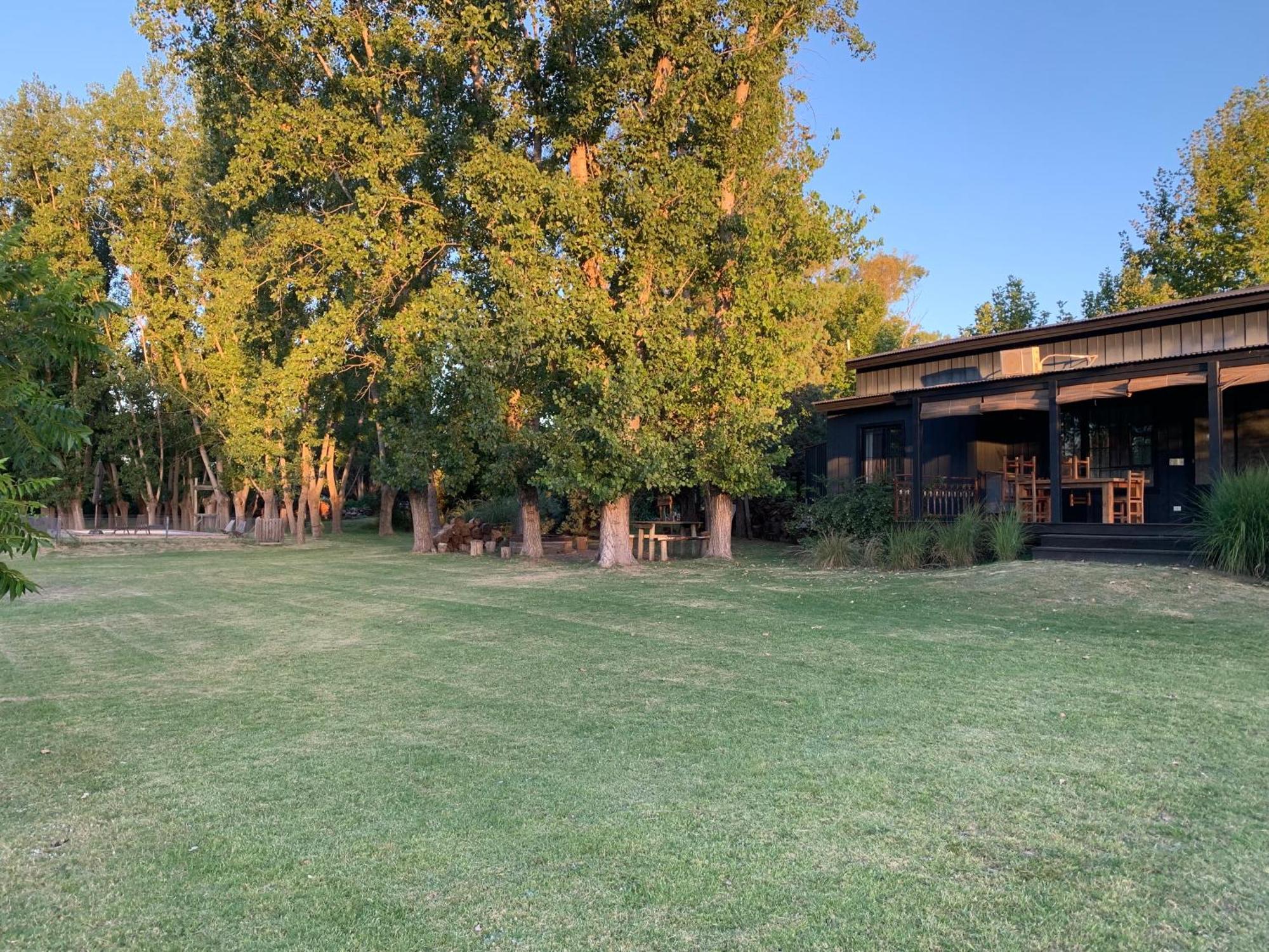 El Trueque Ranch Villa Santa Coloma Exterior photo